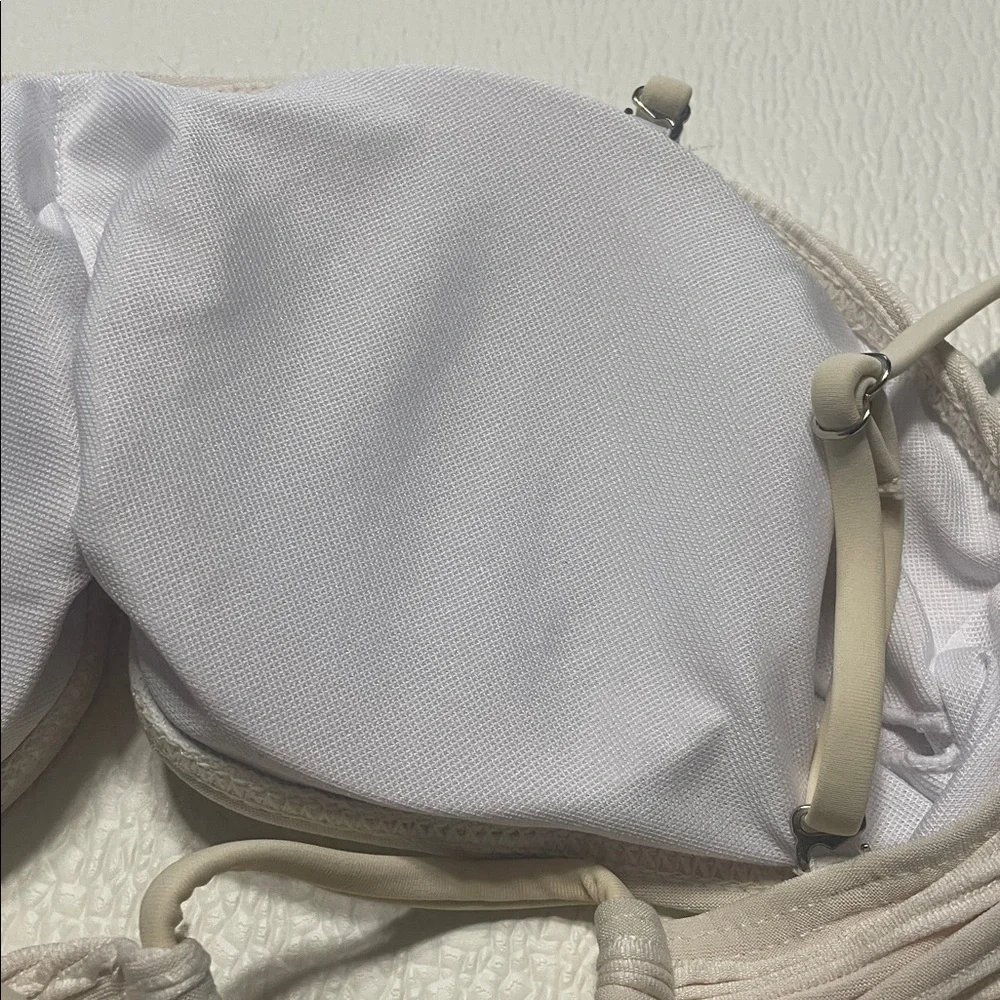 Zaful Cream Bandeau Bikini Top Size Small NWT - Picture 5 of 7